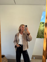 Load image into Gallery viewer, Noor Jas Beige
