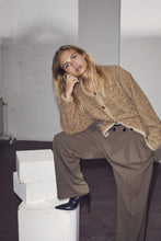 Afbeelding in Gallery-weergave laden, Cadeau Pant Mud Bruin
