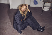 Afbeelding in Gallery-weergave laden, Ida Gestreepte Oversized Blazer
