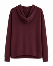 Afbeelding in Gallery-weergave laden, Prune Sweater
