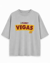 Afbeelding in Gallery-weergave laden, Vegas Oversized Tee Licht Blauw
