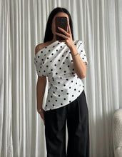 Load image into Gallery viewer, Rue Dot Off Shoulder  Top - Verschillende Kleuren
