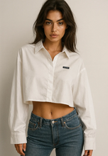 Load image into Gallery viewer, Miu Cropped blouse wit
