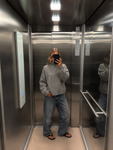 Load image into Gallery viewer, Basic Grey Zipper
