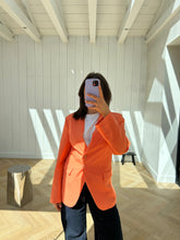 Load image into Gallery viewer, Milla Blazer Oranje

