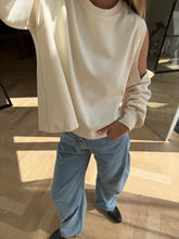 Afbeelding in Gallery-weergave laden, Fynn Trui Beige
