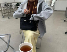 Afbeelding in Gallery-weergave laden, Bonnie Hoodie - Verschillende Kleuren
