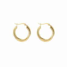 Afbeelding in Gallery-weergave laden, Twisted Hoop - Verschillende Kleuren
