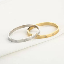 Load image into Gallery viewer, Bangle met klavertjes
