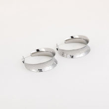 Afbeelding in Gallery-weergave laden, Vintage look Hoops - Verschillende Kleuren
