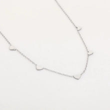Afbeelding in Gallery-weergave laden, Vijf Hartjes Ketting - Verschillende Kleuren
