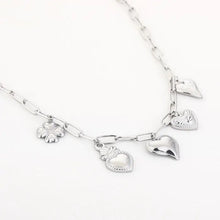 Load image into Gallery viewer, Hartjes bedels ketting - Verschillende Kleuren
