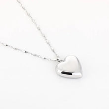 Load image into Gallery viewer, Lange Ketting 80 cm met Groot Hart
