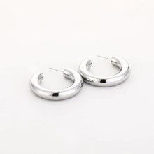 Afbeelding in Gallery-weergave laden, Halve Hoop / Open Hoop Oorbellen 3.5CM- Verschillende Kleuren
