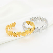 Afbeelding in Gallery-weergave laden, Hartjes Bangle - Verschillende Kleuren

