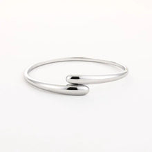 Load image into Gallery viewer, Druppels Bangle Armband- Verschillende Kleuren
