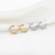 Afbeelding in Gallery-weergave laden, Gedraaide Hoops / Creolen - Verschillende Kleuren
