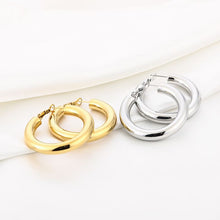 Afbeelding in Gallery-weergave laden, Light weight hoops extra breed / dik 30MM - Verschillende Kleuren
