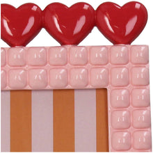 Load image into Gallery viewer, Fotolijst Hart Polyresin Roze 13x18cm
