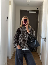 Afbeelding in Gallery-weergave laden, Loua Soft Jacket
