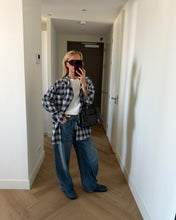 Load image into Gallery viewer, Skyler Blouse Donker Blauw
