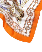 Afbeelding in Gallery-weergave laden, Zijdezachte sjaaltje vierkant - Verschillende Kleuren
