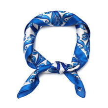 Afbeelding in Gallery-weergave laden, Zijdezachte sjaaltje vierkant - Verschillende Kleuren
