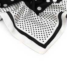 Load image into Gallery viewer, Zijdezachte sjaaltje vierkant - Verschillende Kleuren
