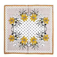 Afbeelding in Gallery-weergave laden, Zijdezachte sjaaltje vierkant - Verschillende Kleuren
