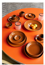 Afbeelding in Gallery-weergave laden, Chef ceramics: Ontbijt Bord, Donker Oranje
