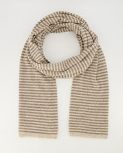 Load image into Gallery viewer, Cassy gestreepte Sjaal
