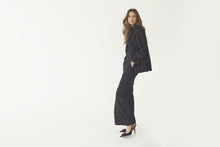 Afbeelding in Gallery-weergave laden, Vola Eyelet Blazer Zwart
