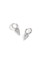 Afbeelding in Gallery-weergave laden, Oorbellen met Hartvormige Hanger - Verschillende Kleuren
