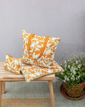 Afbeelding in Gallery-weergave laden, Make-Up Tas Oranje
