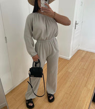 Load image into Gallery viewer, Bella Jumpsuit Long - Different Colors
