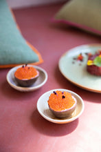 Afbeelding in Gallery-weergave laden, Chef Ceramics:  Klein bordje Creme/Bruin S/2
