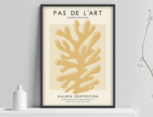Afbeelding in Gallery-weergave laden, Yellow Cut out Poster L
